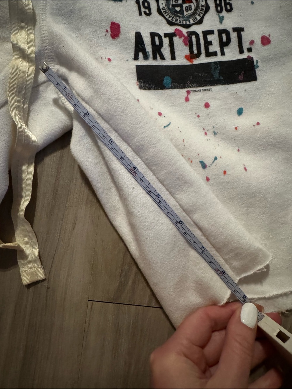 PINK Victoria's Secret White Graphic Board Shorts with Drawstring - Picture 6 of 7